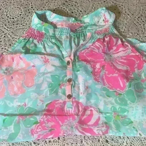 Lilly Pulitzer 100% silk sleeveless top - Picture 7 of 9